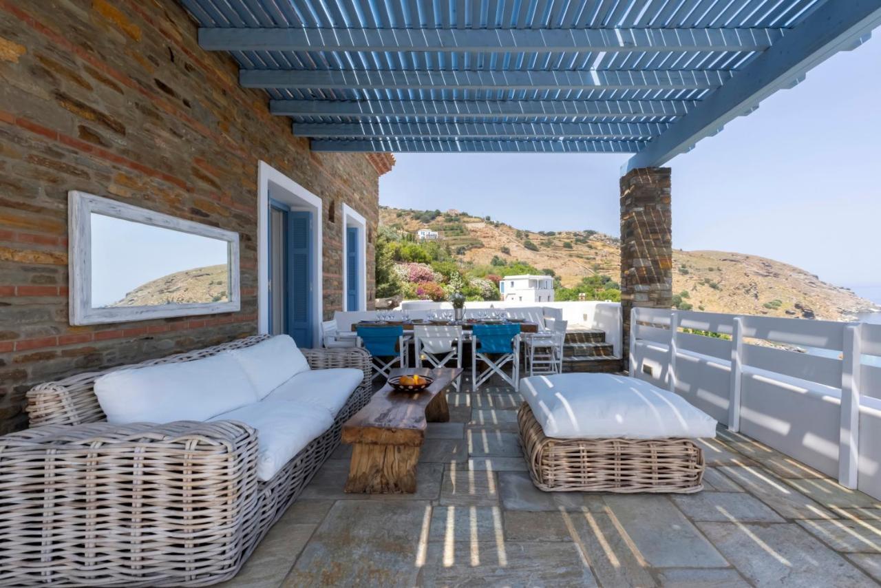Luxury Villa By The Beach Steniaí Exterior foto